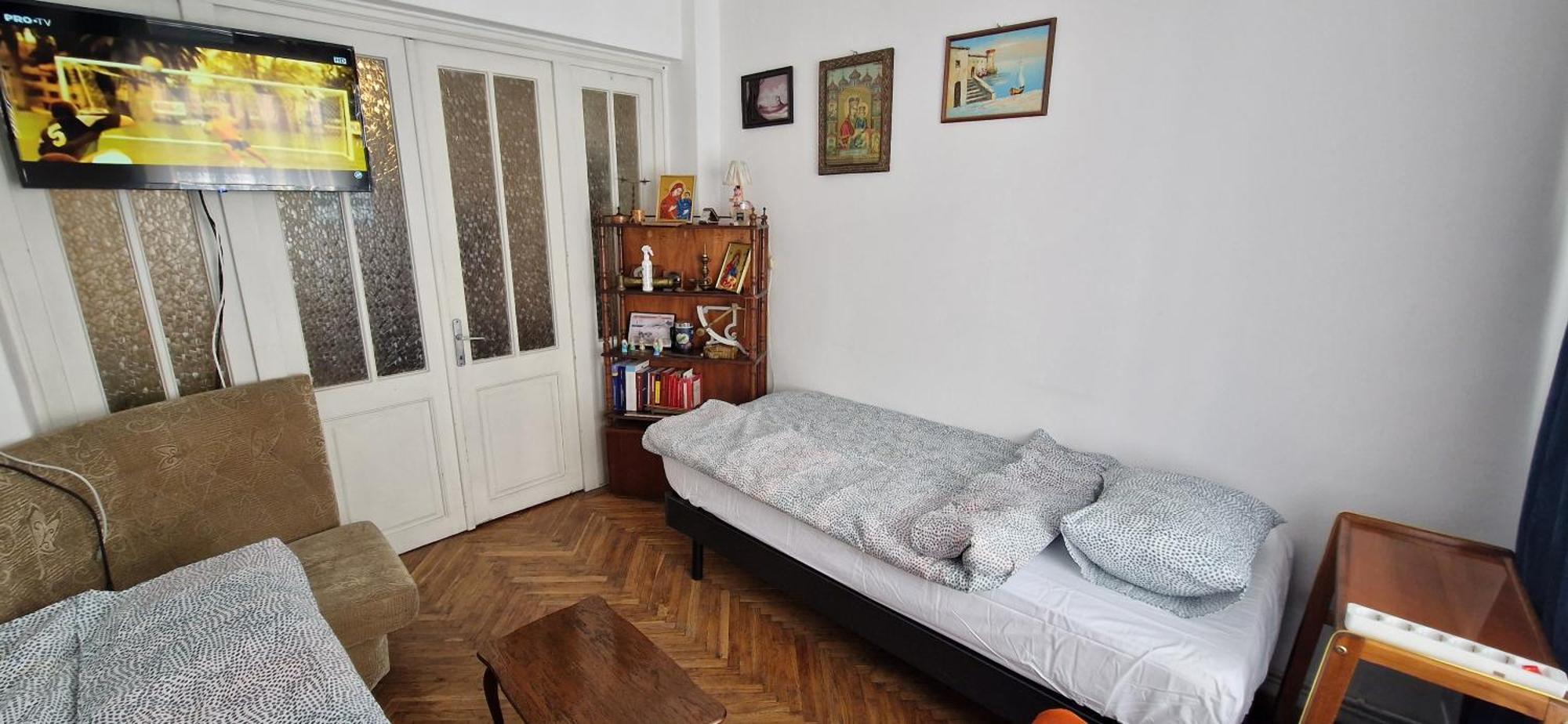 Domum - The Comunist Apartment Bucharest Exterior photo